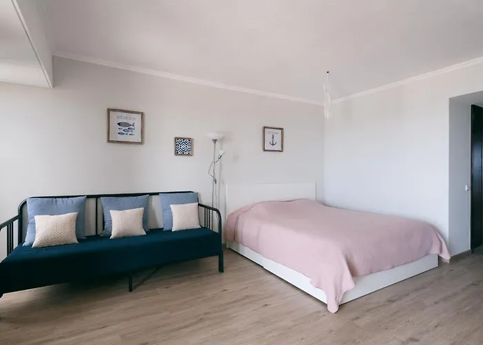 Binis Apartment